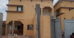 Villa 3 Chambres sur le Goudron Niamey N’yalla