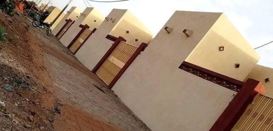 4 Nouvelles Villas 4 Chambres, devant chez Albadé Abouba