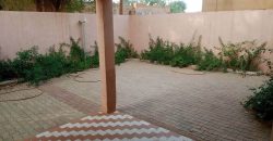 Villa 3 Chambres en Dalle, Abordable, 400 m2