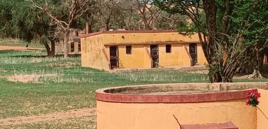 Splendide Complexe Hôtelier de 8 Ha, près de Niamey