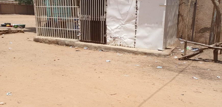 Boutique en face du Goudron Niamey Niala