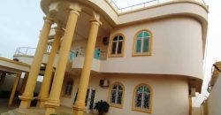 Villa à Étages 6 Chambres avec Piscine