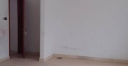 Très Belle Maison à étage, 4 Chambres avec Douche