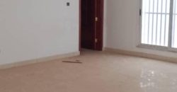 Très Belle Maison à étage, 4 Chambres avec Douche
