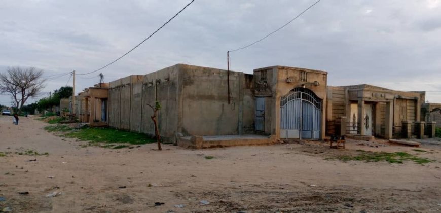 Maison 3 Chambres, à l’Est de l’Université de Maradi