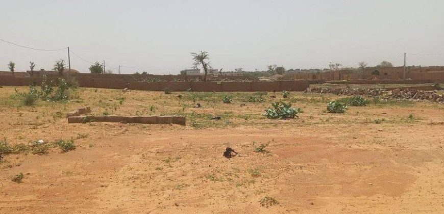 Parcelle de 400m², derrière Marché Pantchasse