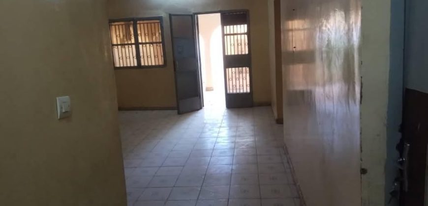 Villa 3 Chambres, vers Pharmacie Koubia Sonuci