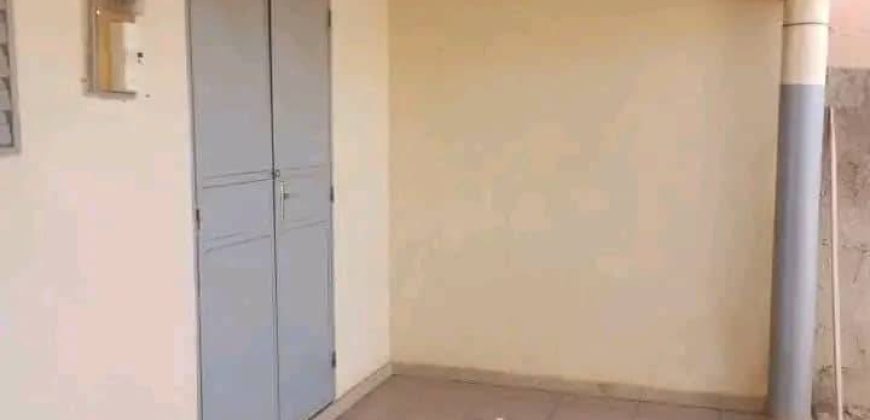 Maison 1 Chambre, 2 Douches, Carrelée