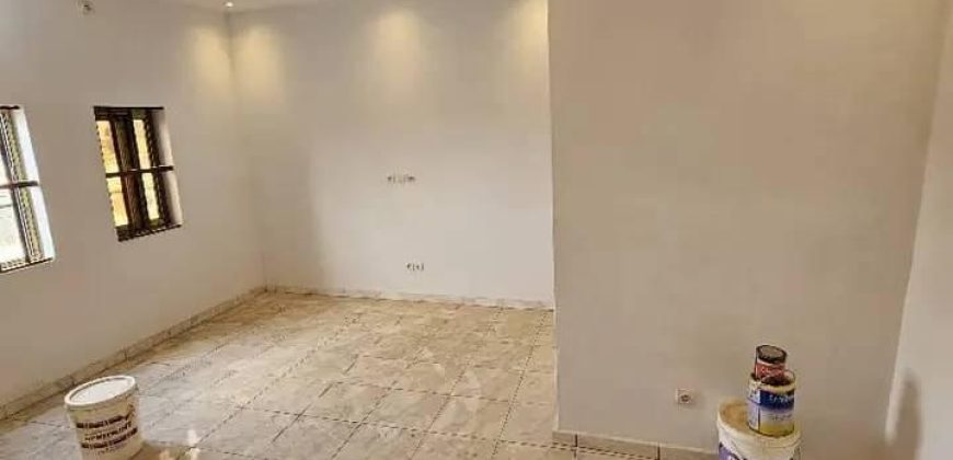 Villa Duplex 6 Chambres, 2 Salons, Piscine