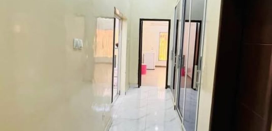 Villa Duplex 6 Chambres, 2 Salons, Piscine