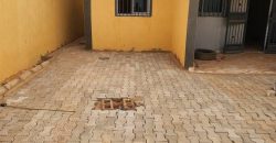 Belle Maison 3 Chambres, 3 Douches, près de Commissariat Koubia