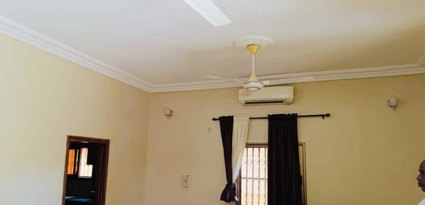 Maison en Dalle 3 Chambres, 4 Climatiseurs