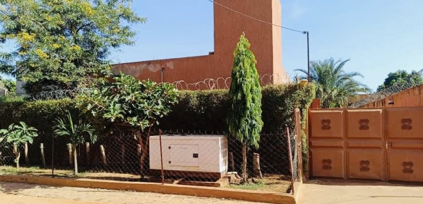 Maison en Dalle 3 Chambres, 4 Climatiseurs
