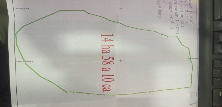Terrain de 14 Hectares, Morcellement par Hectare Possible