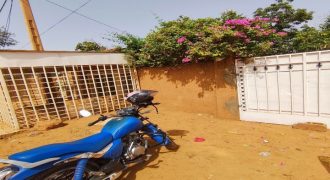 2 Villas de 3 Chambres, 2 Douches, Annexe