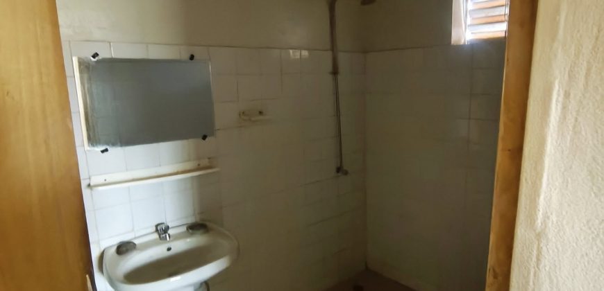 2 Villas de 3 Chambres, 2 Douches, Annexe