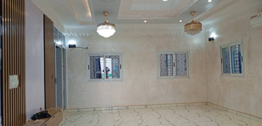 Étage 6 chambres, 6 Douches, 2 Salons, 650 m²