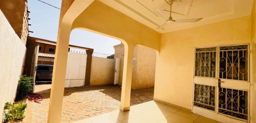 Maison 3 Chambres, 2 Douches, Climatisée