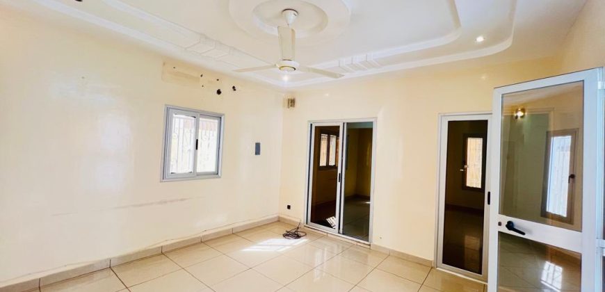 Maison 3 Chambres, 2 Douches, Climatisée