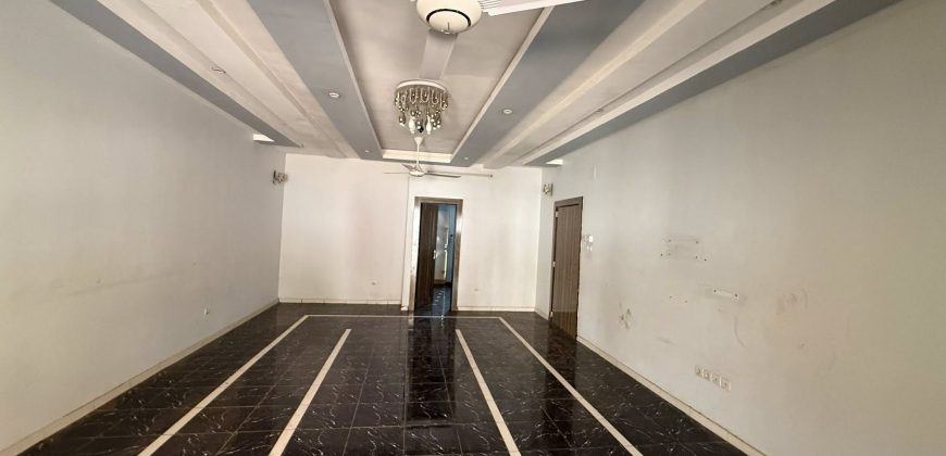 Maison 3 Chambres, Grand Salon, Dépendance