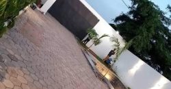 Maison à Étages 3 Chambres, Piscine, Dépendance