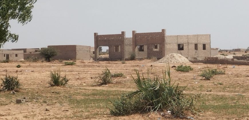 Parcelle de 600 m², accès direct à la Latérite de 20 m