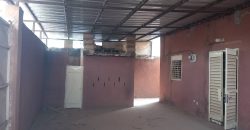 Villa 3 Chambres, 2 Douches, Hangar