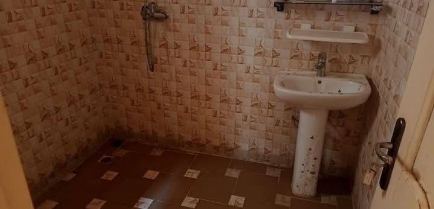 Villa 3 Chambres, 3 Douches, Dépendance