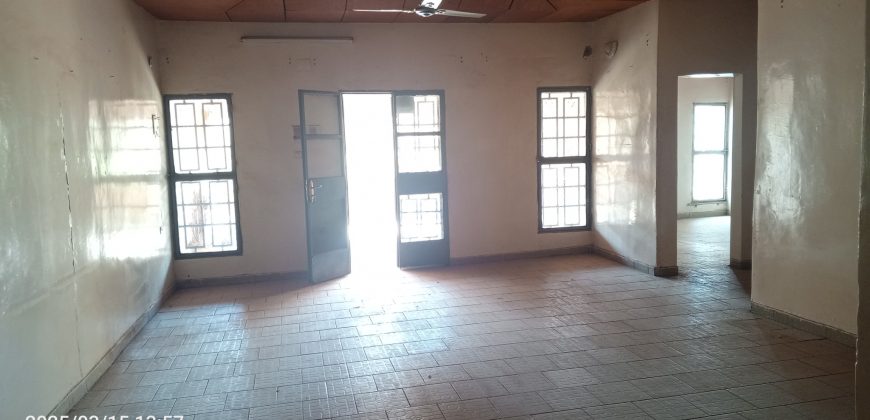 Villa 3 Chambres, Salon, 2 Douches