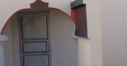 Villa 3 Chambres avec Douche, Salon, Dépendance