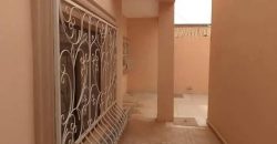 Villa Duplex 4 Chambres, 2 Salons, 5 Climatiseurs