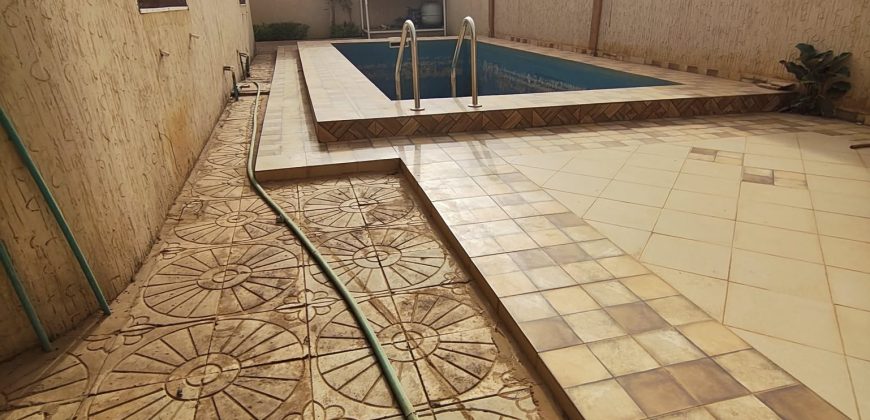 Villa Meublée 3 Chambres, Piscine, Dépendance