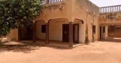 Grande Maison en Dalle, 3 Chambres, 400 m²