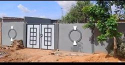 Villa 2 Chambres, 3 Douches, vers Garage Morey