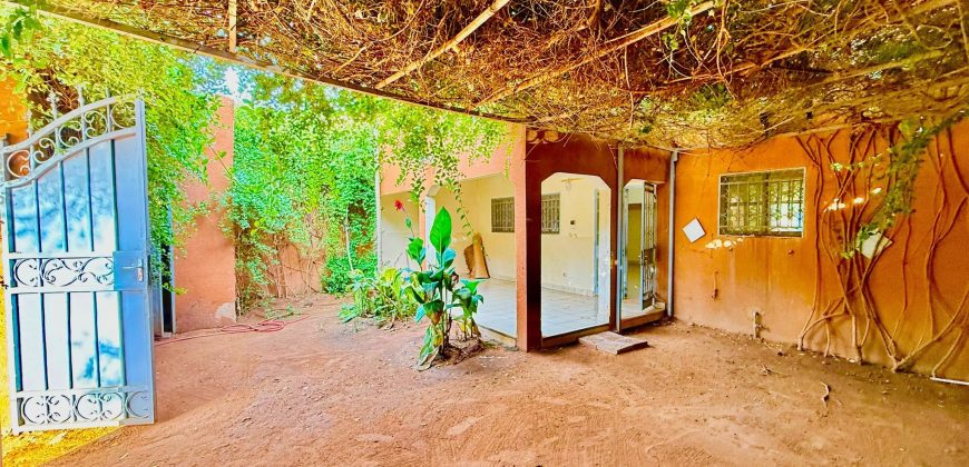 Villa 3 Chambres, 2 Douches, avec Fleur