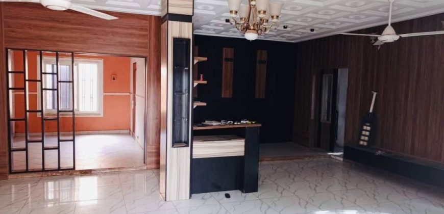 Étage 4 Chambres, 2 Salons, Groupe Électrogène