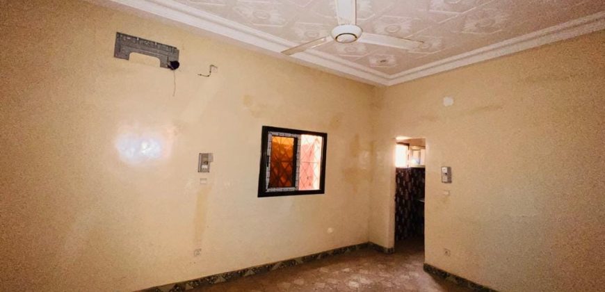 Étage 4 Chambres, Dépendance, vers Sapeurs Pompiers