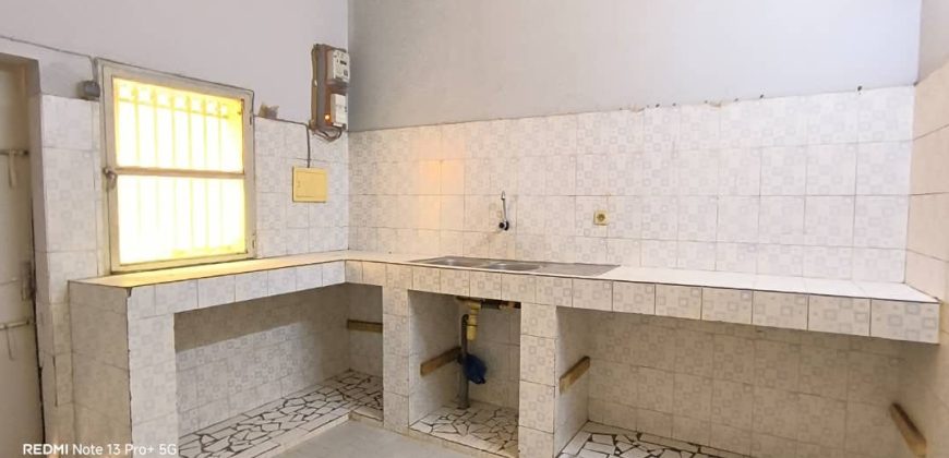 Étage 4 Chambres, Grande Salle à Manger, Dépendance