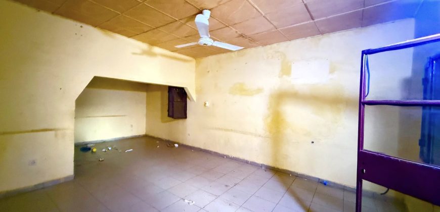 Villa 2 Chambres avec Douches Internes, à côté du CEG 13