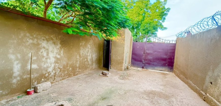 Villa 2 Chambres avec Douches Internes, à côté du CEG 13