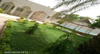 Villa 6 Chambres, 7 Splits, Piscine, Jardin