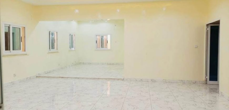 Villa Climatisée 3 Chambres, Dépendance