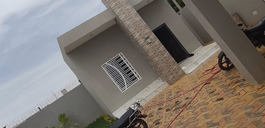 Villa R+1, 4 Chambres, 2 Salons, Architecture Moderniste