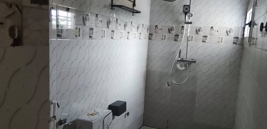 Villa R+1, 4 Chambres, 2 Salons, Architecture Moderniste