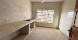 Étage 5 Chambres, 2 Salons, 2 Cuisines Internes