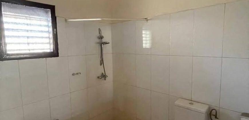 Grande Villa en Dalle, 3 Chambres, Piscine