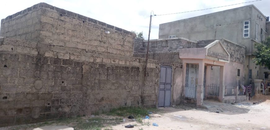 Maison 3 Chambres, Salon, près du Pavé