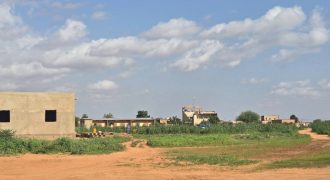 Parcelle de 500 m² sur une Grande Voie de 15 m