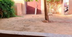 Villa 3 Chambres, 2 Douches, face Direction BABATI