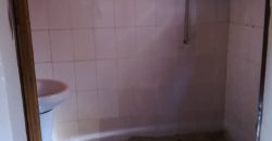 Villa 3 Chambres, 2 Douches, face Direction BABATI